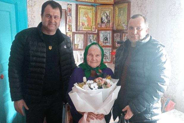 У громаді на Волині привітали довгожительку з поважним ювілеєм