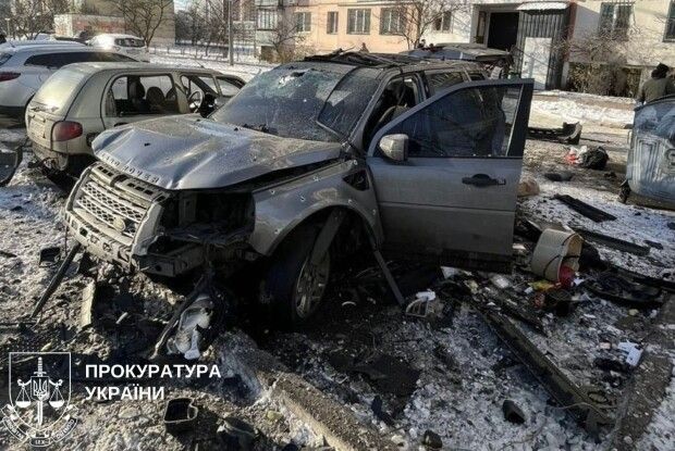 У Києві підірвали авто з військовим