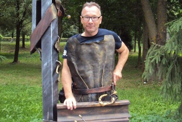 Ратнівчанин Ярослав Гончаров залізо перетворює у справжні витвори мистецтва