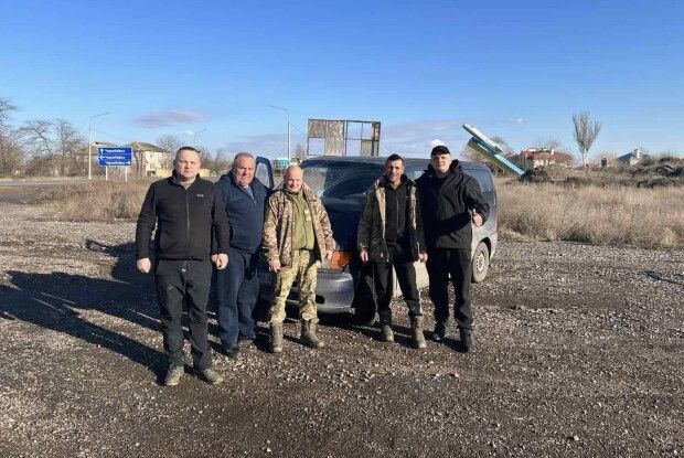 Голова громади на Волині відвідав земляків-військових на Херсонщині