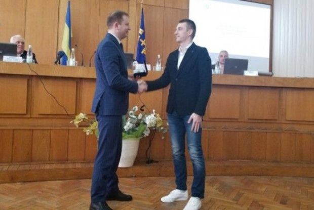 Чемпіон світу з біатлону Підручний отримав відзнаку «Гордість Тернопілля»