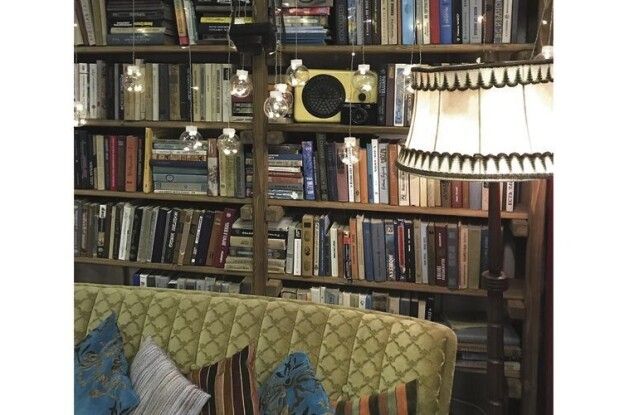 Книгарню кафе поповнить… іваничівський фермер 