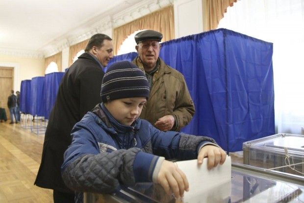 В Україні вже проголосувало понад 16 відсотків виборців