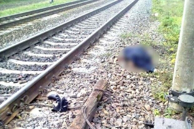 У Дубенському районі жінка кинулася під потяг
