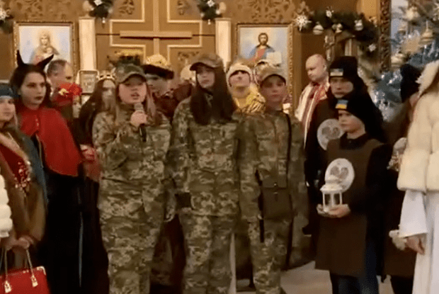 Волинські колядники зібрали для ЗСУ 120 тисяч гривень 