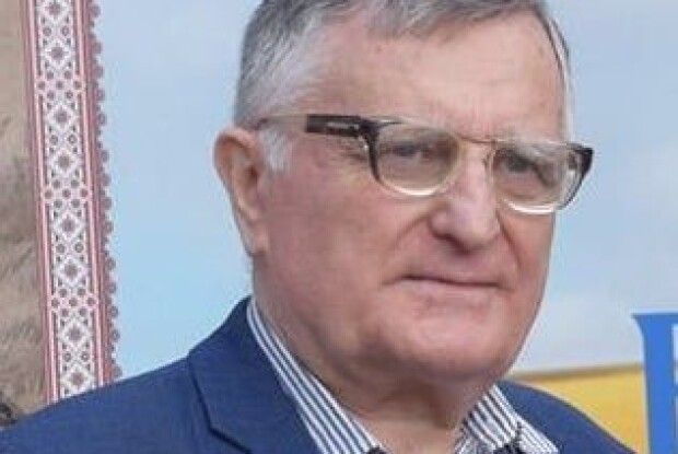 Сьогодні щирі вітання приймає знаний лучанин Володимир Зелюк