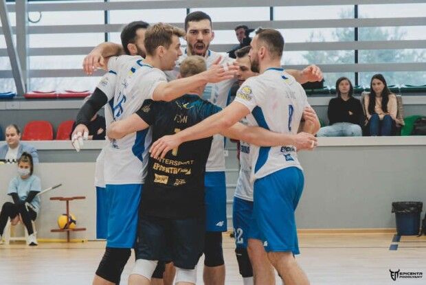 «Епіцентр-Подоляни» – в 1/16 фіналу Кубку Виклику