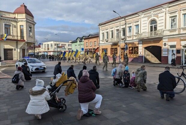 У Ковелі провели в останню дорогу Героя, батька двох дітей Вадима Ковальчука