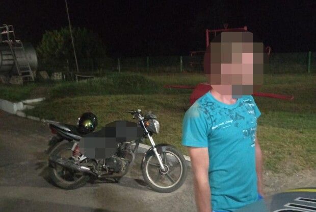 На Горохівщині мотоцикліст-порушник хотів відкупитися за тисячу гривень (Фото)