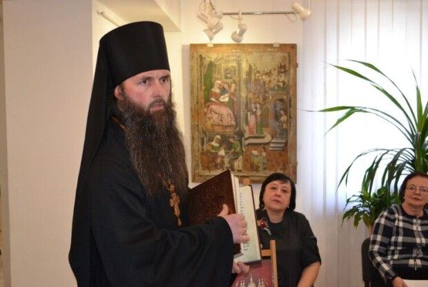 17 серпня у Луцьку свято: священник Іван від руки переписав книгу... 637 літ тому (Фото)
