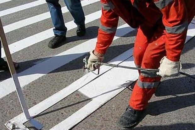 У місті на Волині витратять більше мільйона на розмітку доріг