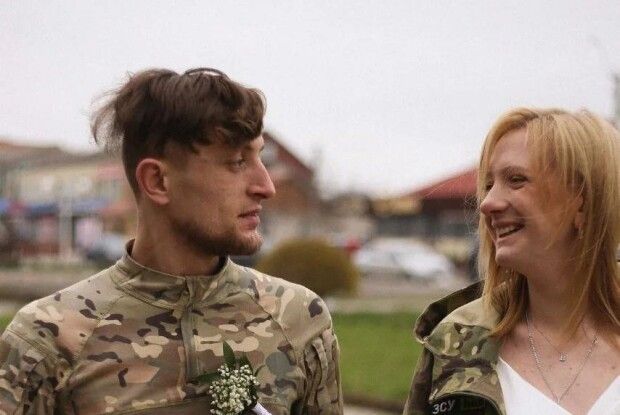 «Чоткий паца» з Рівного, який воює на фронті, став батьком