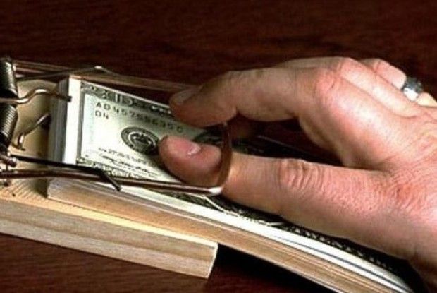 Злапали ректорку, проректорку та головбухшу столичного вишу, які «косили бабло» з іноземних студентів