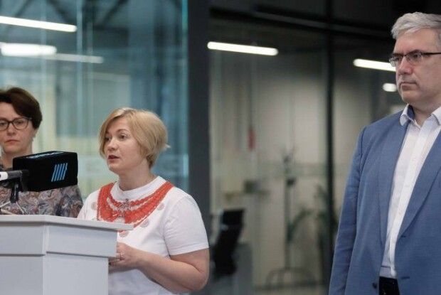 Без «розстрільних трійок»: «Європейська солідарність» ініціює зміни до законів про олігархів і КСУ