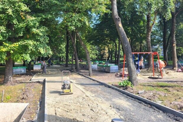 Підприємець з Волині не шкодує грошей на благоустрій свого міста