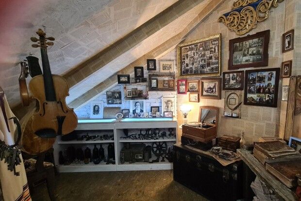 Неподалік Луцька унікальна садиба Мавки Лісової відкриває світ старовини