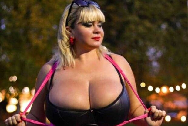 Українська модель із 13-м розміром бюста шокувала розповіддю про сім’ю та комплекси