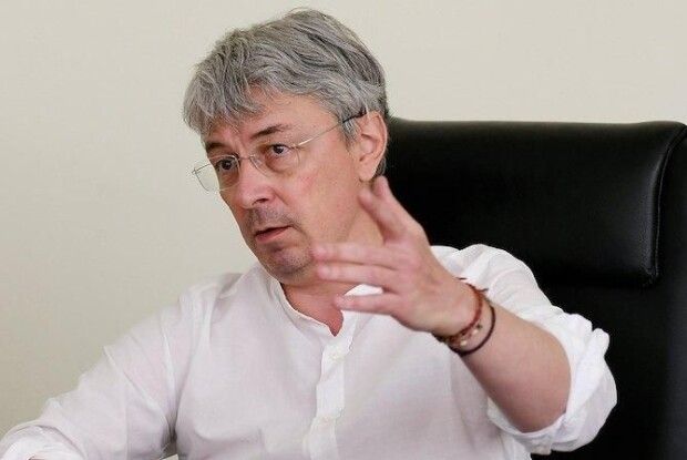 Міністр культури Олександр Ткаченко заявив про свою незгоду із відстороненням 12-річного волинянина Максима Ткачука від участі в дитячому «Євробаченні»