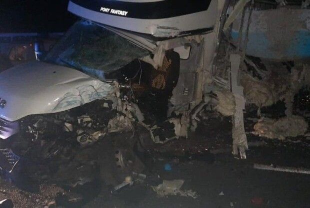 На Рівненщині сталася смертельна автотроща за участі п'яти автівок (Фото)