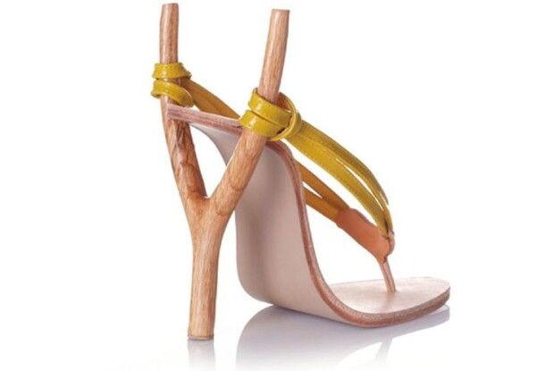 Хорошим жінкам вилазять на голову і звішують ноги