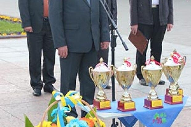 ДІВЧИНА З ДОНЕЦЬКА БІГЛА В ЛУЦЬКУ ЗА МИР
