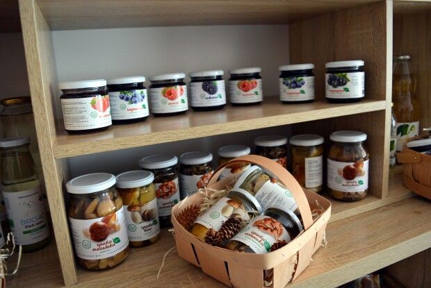 Волинськими соками смакують в США та Ізраїлі, але не у наших дитсадках і школах (Фото)