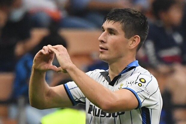 Руслан Маліновський, якому не знайшлося місця в збірній України, увійшов у символічну збірну місяця Серії А