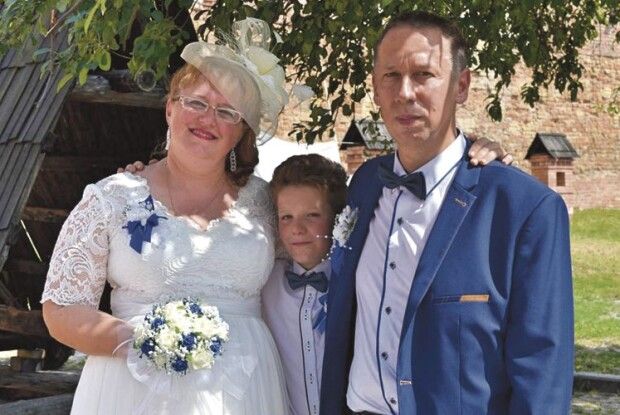 «Не кожній дитині, як ось мені, доводиться бути на весіллі своїх батьків» (Фото)