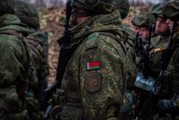 «Потрібно зосередити увагу на Волинському напрямку», – експерт заявив, що Лукашенко введе війська в Україну, якщо путіну вдасться залякати його