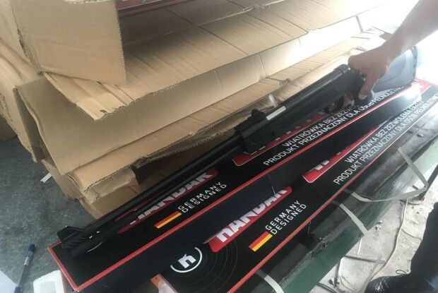 25 пневматичних гвинтівок та 100 тисяч набоїв до них виявили на кордоні з Польщею (фото)