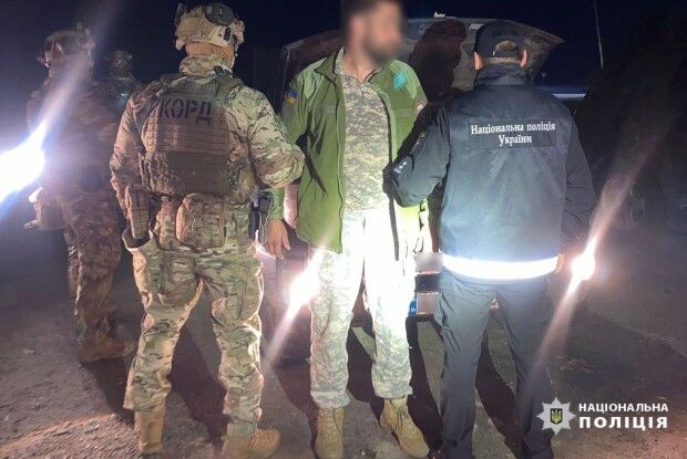 Волинські правоохоронці викрили потужний канал збуту зброї (Відео)