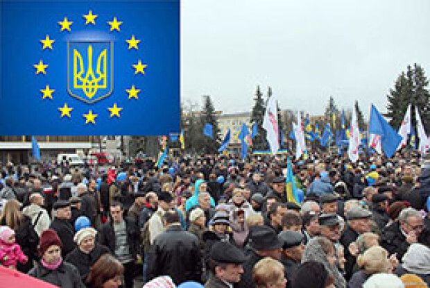 КОМУ ПОТРІБНА ЄВРОІНТЕГРАЦІЯ: ПЕНСІОНЕРАМ ЧИ МОЛОДІ?