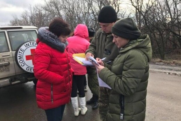 Україні передали перших 16 заручників