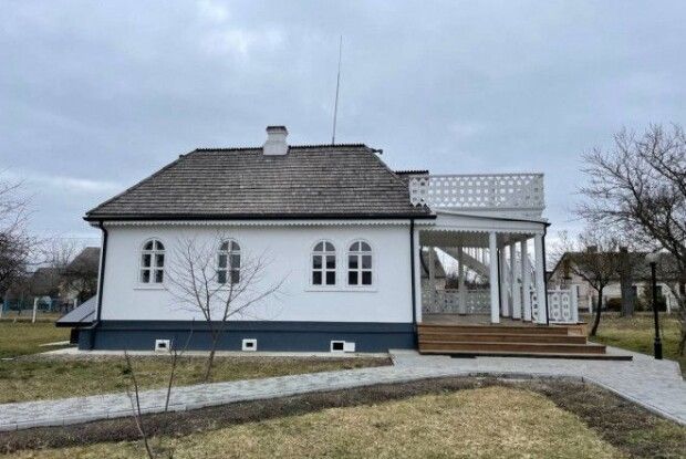 «То ж тепера весна золота»: чи списала би все на погоду... Леся Українка? 