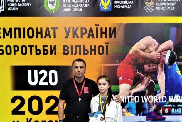 Юна ковельчанка привезла медаль із чемпіонату України з вільної боротьби
