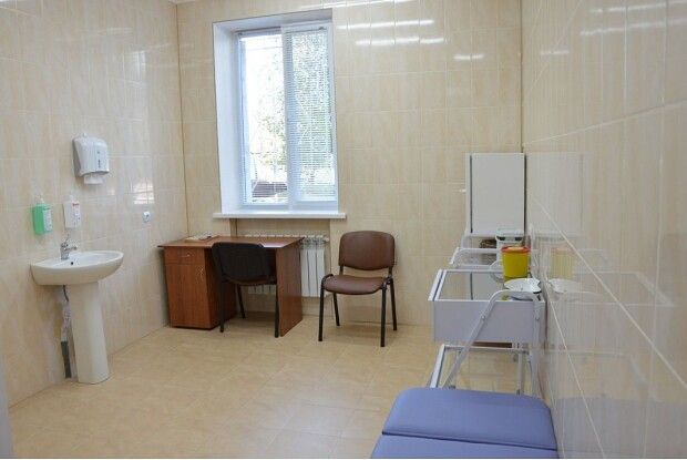 На Волині із понеділка в поліклініці прийматимуть лише «ковідних» хворих
