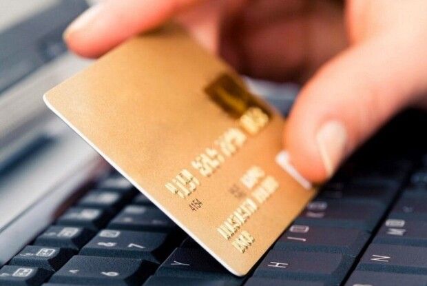 На Волині шахраї обікрали багатодітну матір