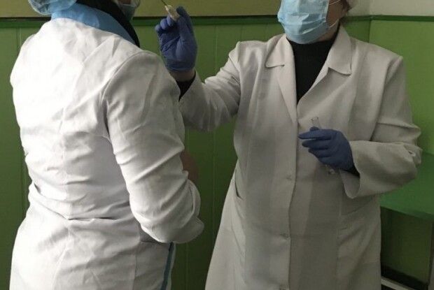 На Волині у працівників їдалень виявили небезпечний стафілокок: відомо де