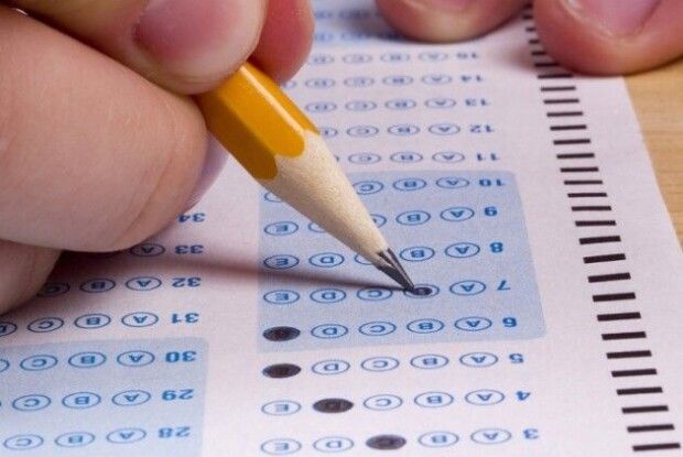 Учасникам скасованого пробного ЗНО повернули 42 мільйони гривень