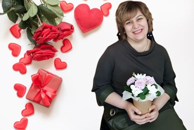 Перемоги, кохання й щасливої долі бажають прекрасній волинській поштарці Олі! (Відео)