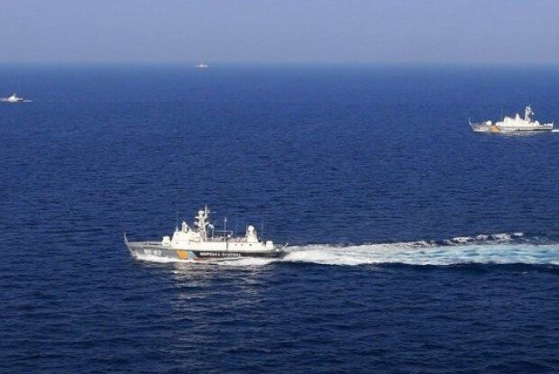 Росія продовжує затримувати в Азовському морі судна «для огляду»