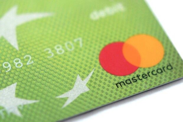 На Рівненщині псевдополіцейські наскаржилися жінці на її доньку