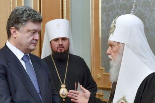 Навіть президент Порошенко і спікер Парубій вмовляли митрополита Луцького і Волинського Михаїла зняти свою кандидатуру