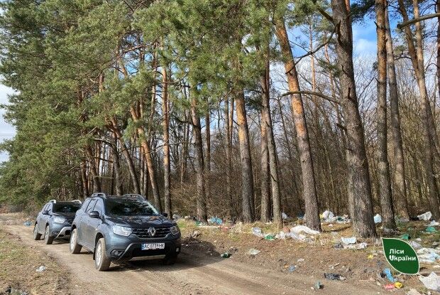 Волинські ліси перетворюють на сміттєзвалища