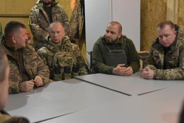 Умєров і Залужний з'їздили на позиції поблизу Куп’янська: «Ворогу не сподобається»