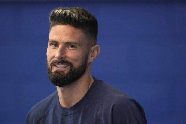 Зірка футболу захистився за хлопчика, над яким знущались в школі