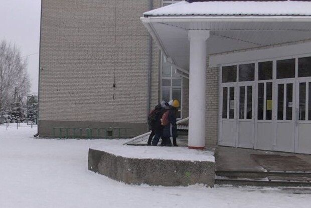 Батьки, яких оштрафував луцький суд через відсутність дітей в школі, прокоментували ситуацію
