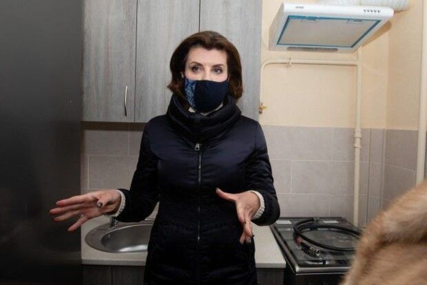 Марина Порошенко ініціює житлові сертифікати для дітей-сиріт: щоб вони мали право вибору свого майбутнього