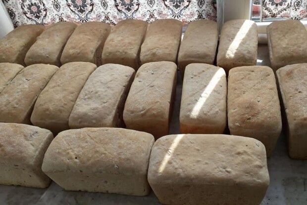 У Луцьку монахи випікають смачний хліб