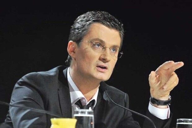 Ігор Кондратюк зневажає «доць», які співають паліям своєї хати
